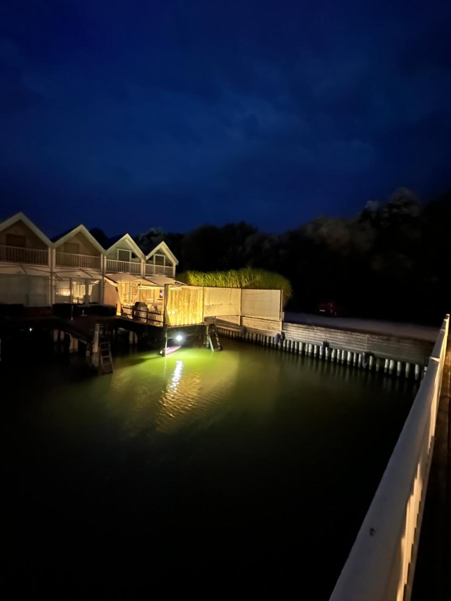 Haus Am See Neusiedl am See Exteriör bild