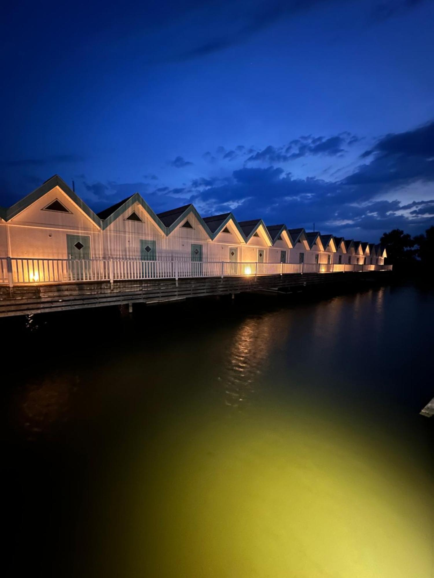 Haus Am See Neusiedl am See Exteriör bild